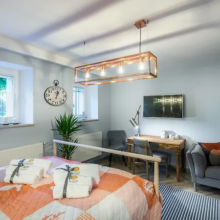 Sea Sail By Oneapartments *